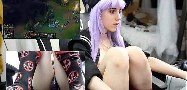  Teen Masturbating and Playing  League of Legends URF Mode 22